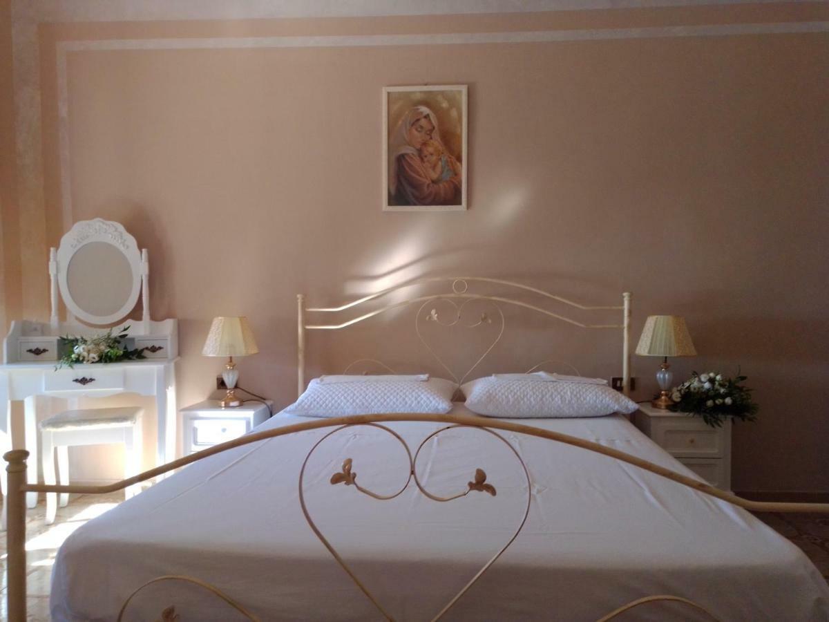 B&B La Felicita Лезина Экстерьер фото